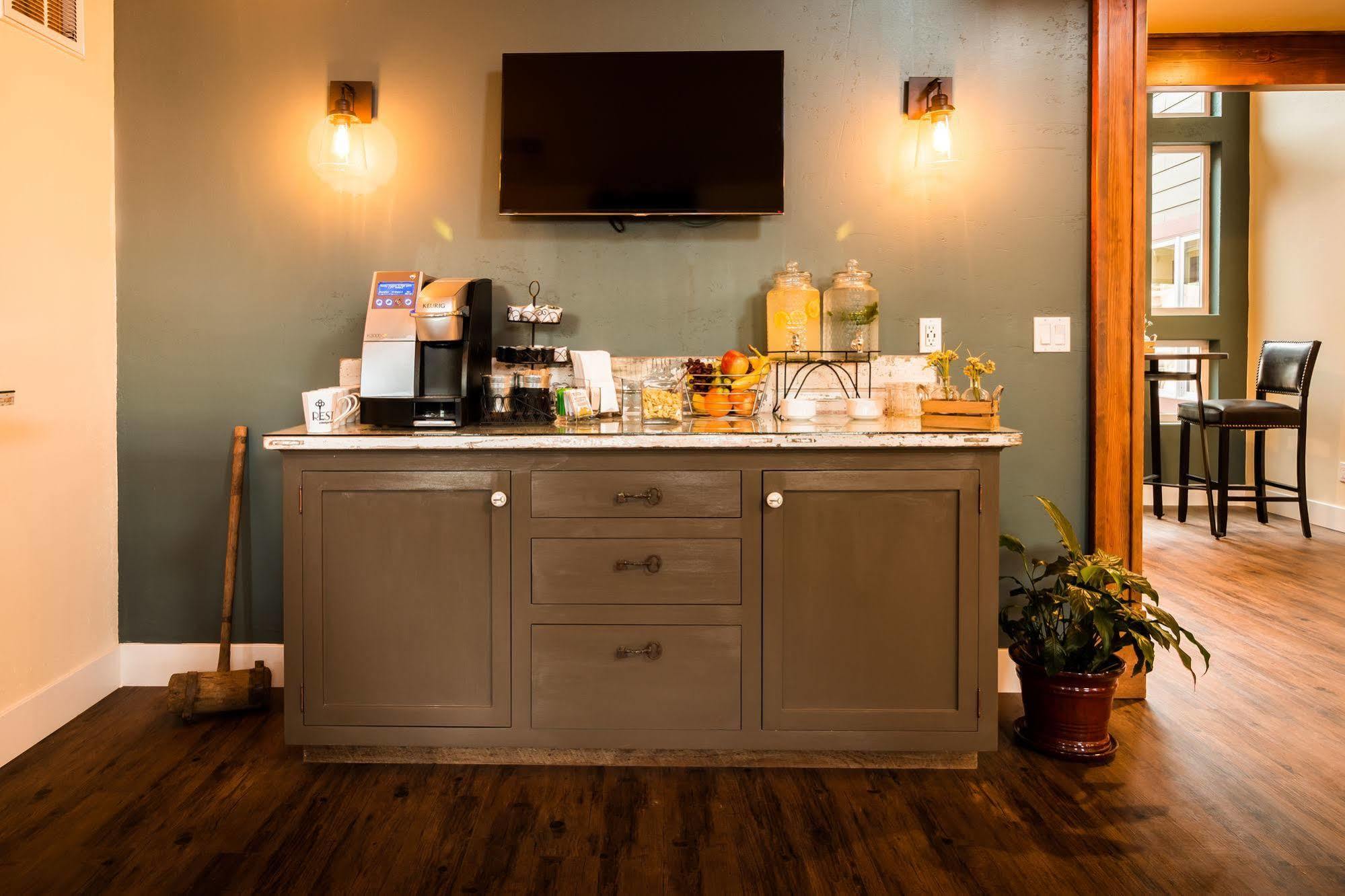 Rest, A Boutique Hotel Plymouth Экстерьер фото